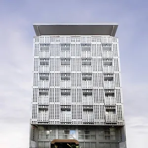 4* Отель Beyond